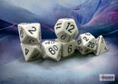 Chessex Opaque: Poly Set White/Black (7)