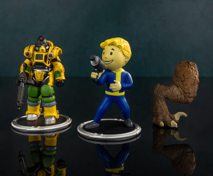 Fallout Excavator and Vault Boy (Gun) Mini Figure Set