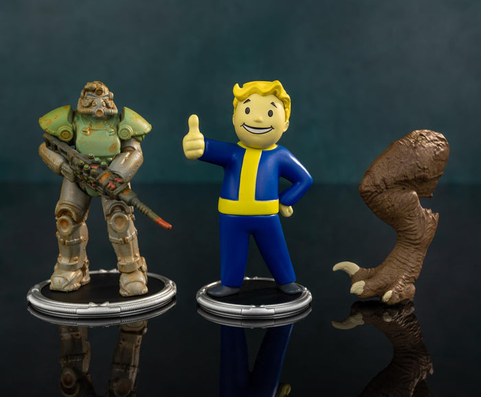 Fallout T-51 and Vault Boy (Classic) Mini Figure Set